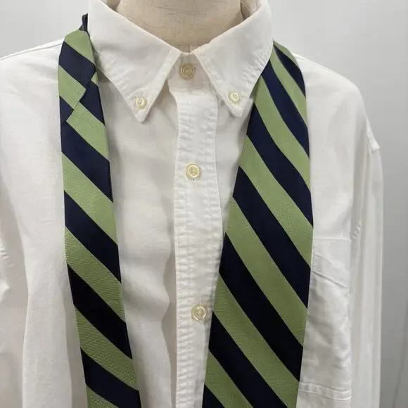 IZOD Silk Necktie Navy Green Repp Stripe Traditional Preppy Academia Classic - Picture 2 of 14